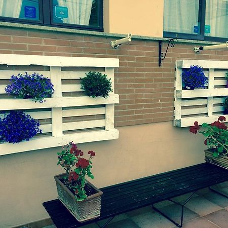 Bed And Breakfast Letterario Fiumicino Dış mekan fotoğraf