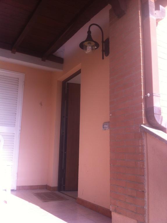 Bed And Breakfast Letterario Fiumicino Dış mekan fotoğraf