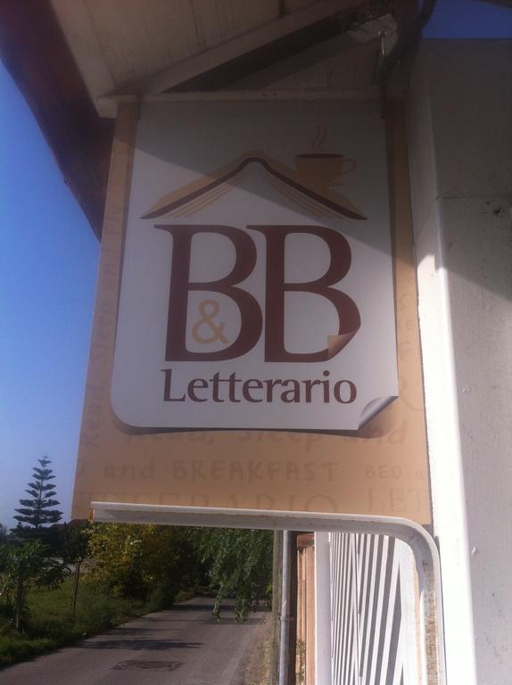 Bed And Breakfast Letterario Fiumicino Dış mekan fotoğraf