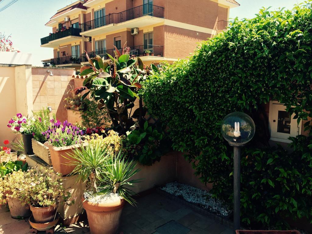 Bed And Breakfast Letterario Fiumicino Dış mekan fotoğraf