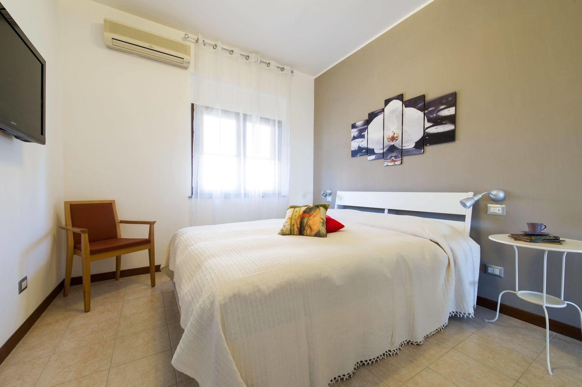 Bed And Breakfast Letterario Fiumicino Dış mekan fotoğraf
