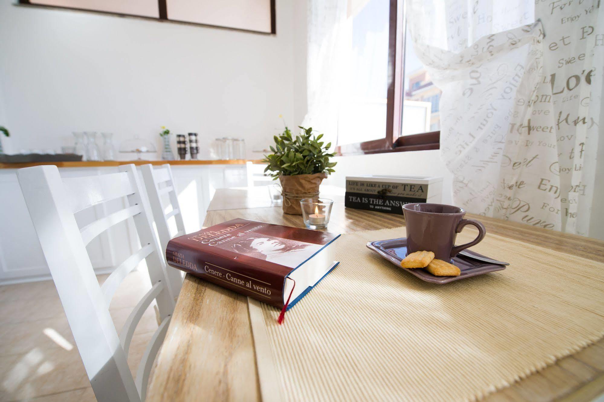 Bed And Breakfast Letterario Fiumicino Dış mekan fotoğraf
